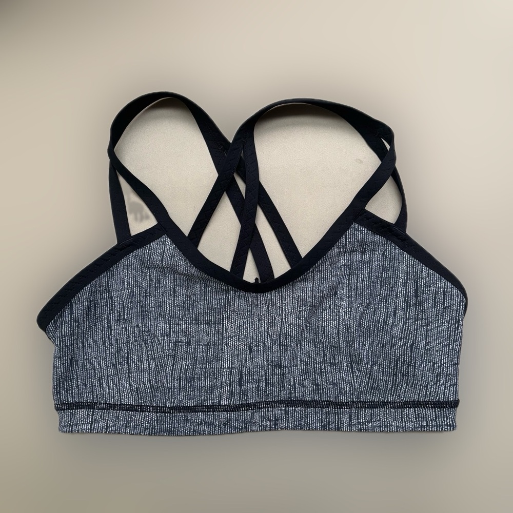 NWOT Lululemon Black and White Water Bound Bra Swim Run Activewear Size 10 - Picture 10 of 12
